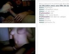 Milf succhia bel cazzo su Chatroulette, pompino incredibile online #3