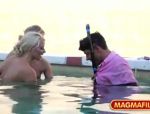 Lesbiche si divertono assieme dopo la piscina #13