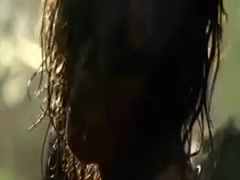 Le scene di nudo integrale di Emmanuelle Beart nel film Vinyan #16