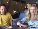 Una bionda scopata da un gruppo di amici arrapati #2