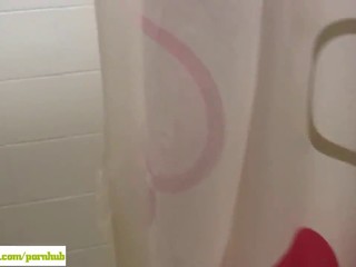 Magra bruna matura si esibisce sotto la doccia #21
