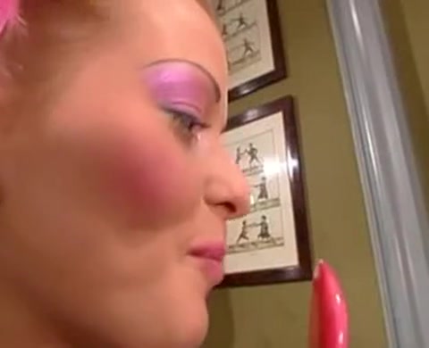 Ragazza sottomissiva che lo prende in bocca in faccia e nella fica #15