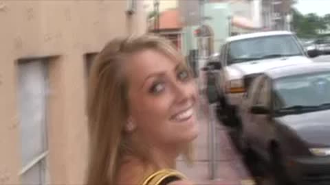 Questa bella ragazza super eccitata si scopa il ragazzo del ghetto #1