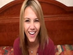 Ashlynn Brooke in una splendida soggettiva video #7