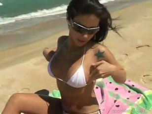 Monica Mattos in un anale da favola sulla spiaggia #1
